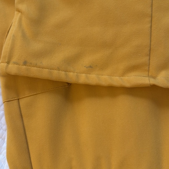 Yellow Scrub Set - Picture 5 of 5